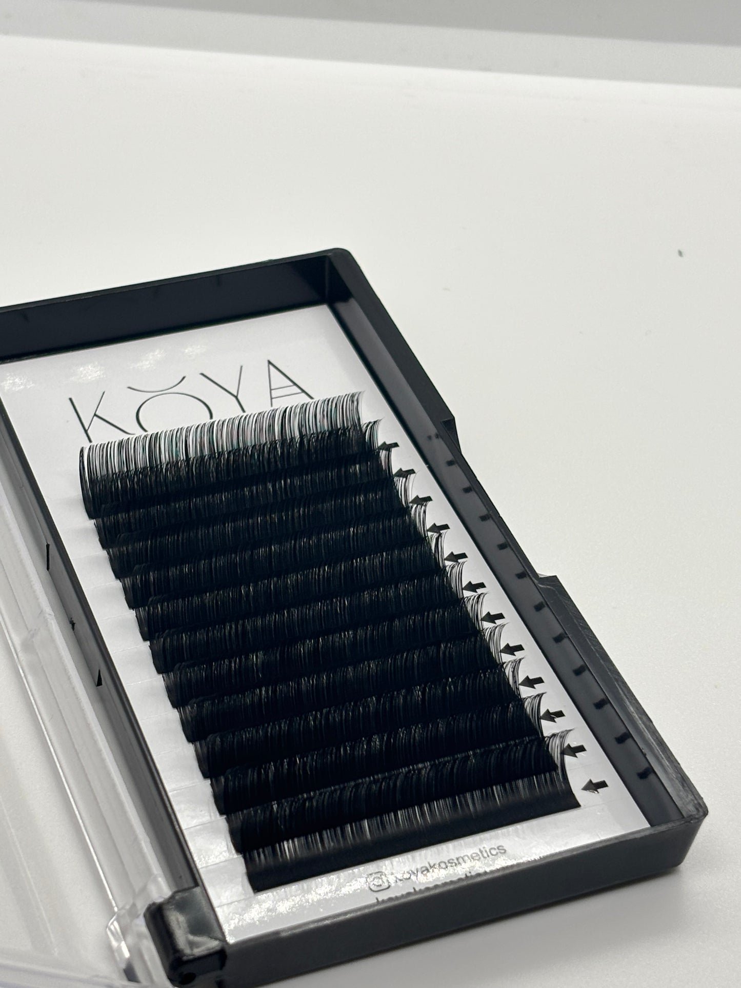 Cashmere Eyelash Trays – CC Curl