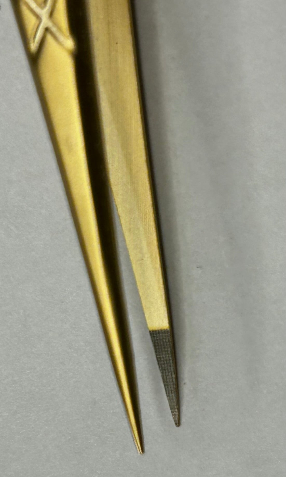 Fibre Tip Isolation Tweezer